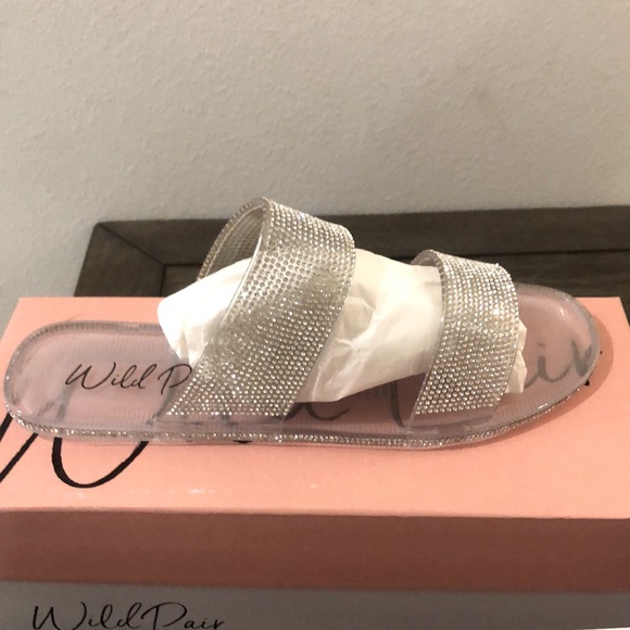 NIB [Wild Pair] Juba Jewel Embellished Slide Jelly Sandals Womens Multiple Sizes - Picture 4 of 9